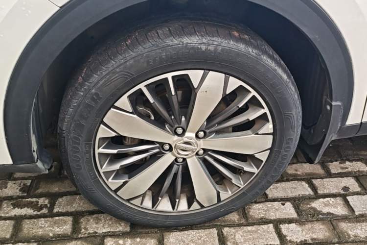 Used Haval F7x 2019 1.5T Two-Wheel Drive Intelligent Technology Edition Left Front Wheel Hub