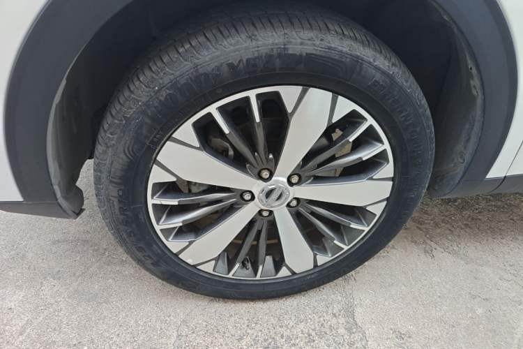 Used Haval F7x 2019 1.5T Two-Wheel Drive Intelligent Technology Edition Left Front Wheel Hub