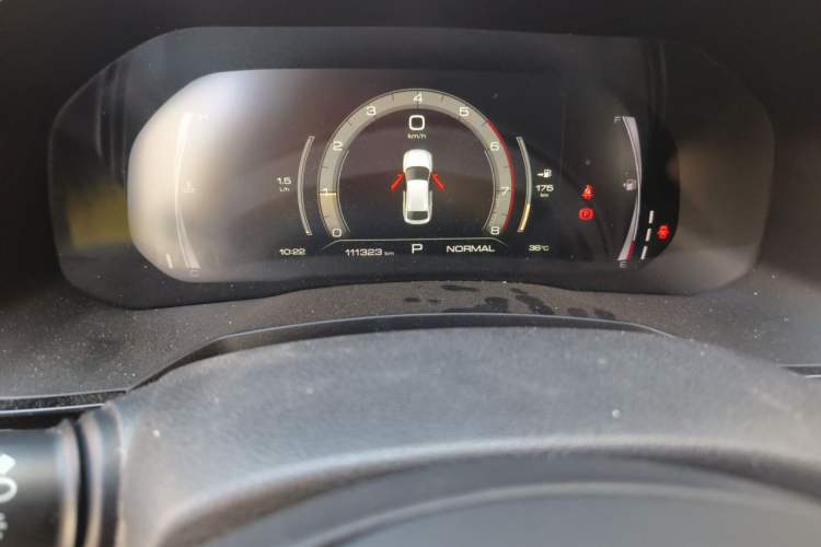 Used Haval F7x 2019 1.5T Two-Wheel Drive Smart & Trendy Edition Odometer Close Up