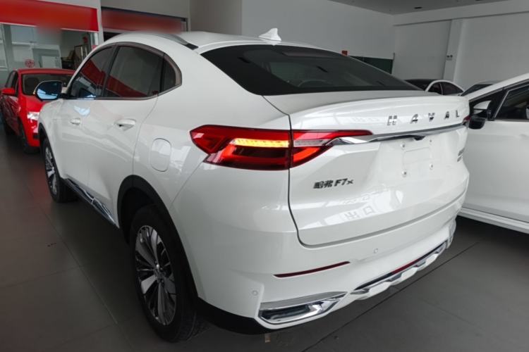 Used Haval F7x 2019 2.0T Two-Wheel Drive Smart & Stylish Play Edition Rear Left 45 Deg