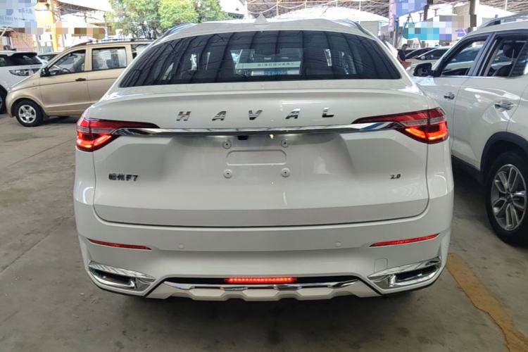 Used Haval F7x 2019 2.0T Two-Wheel Drive Intelligent Technology Edition Rear