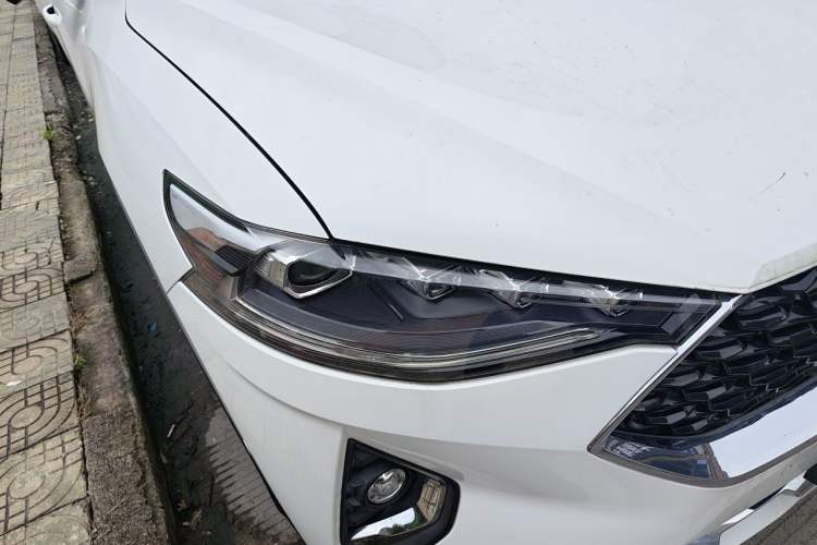 Used Haval F7x 2019 2.0T Two-Wheel Drive Intelligent Technology Edition Right Front Headlight