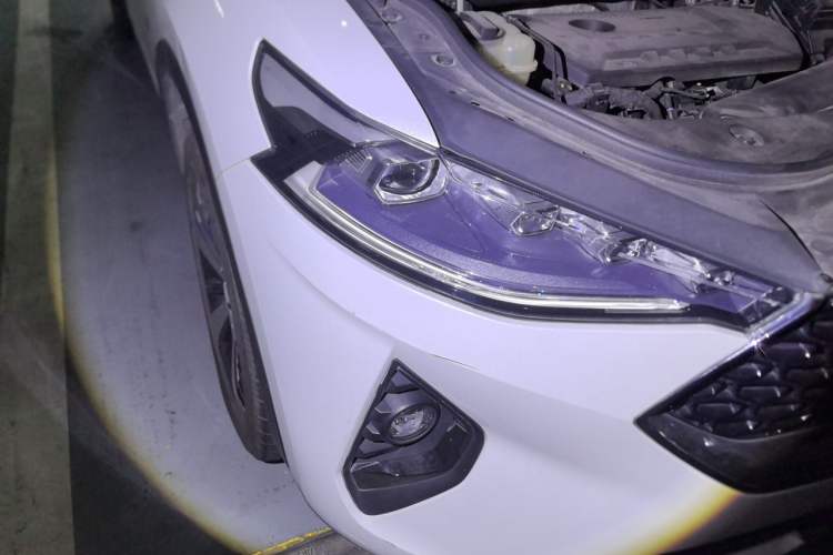 Used Haval F7x 2019 2.0T Two-Wheel Drive Smart & Stylish Play Edition Right Front Headlight