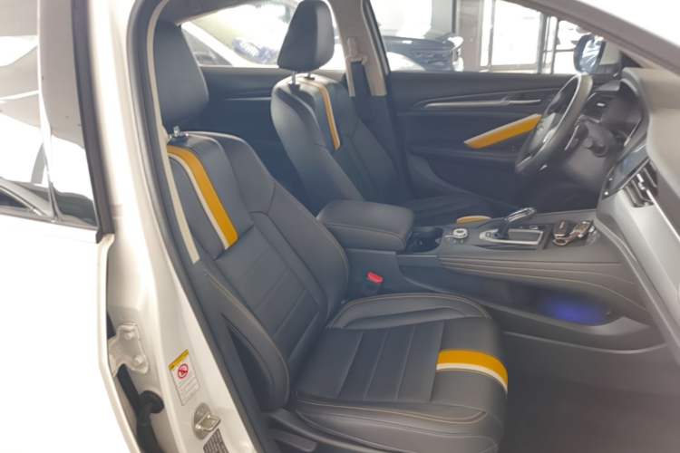 Used Haval F7x 2019 2.0T Two-Wheel Drive Smart & Stylish Play Edition Right Front Seat
