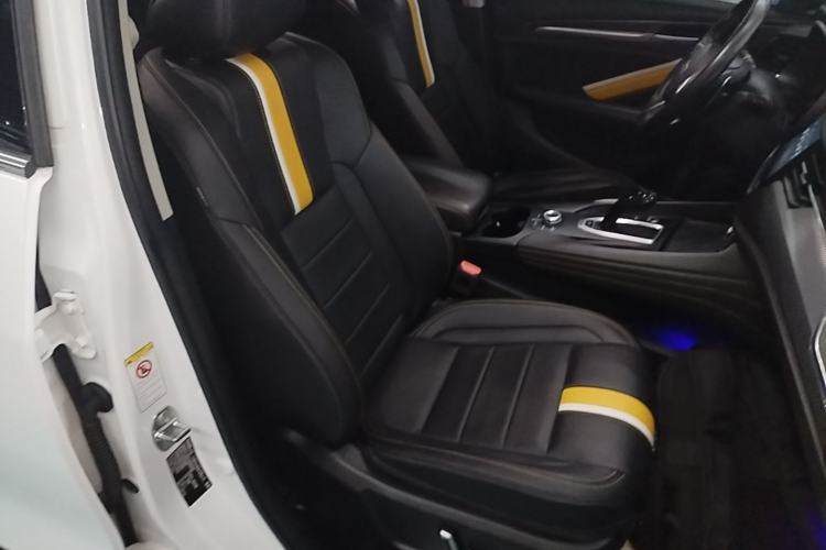 Used Haval F7x 2019 2.0T Four-Wheel Drive Intelligent Sport Edition Right Front Seat