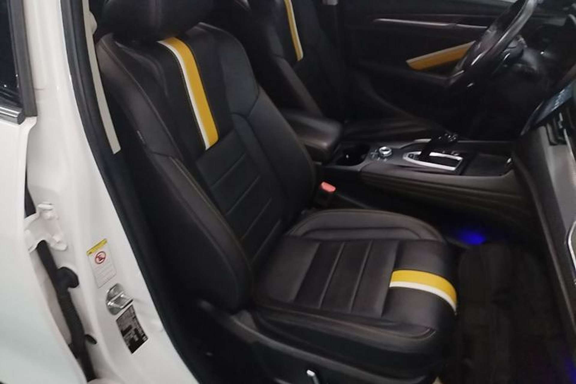 Used Haval F7x 2019 2.0T Four-Wheel Drive Intelligent Sport Edition Right Front Seat