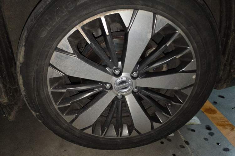 Used Haval F7x 2019 1.5T Two-Wheel Drive Intelligent Technology Edition Right Front Wheel Hub
