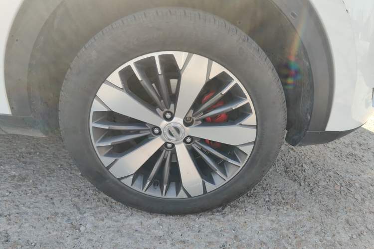 Used Haval F7x 2019 1.5T Two-Wheel Drive Smart & Trendy Edition Right Front Wheel Hub