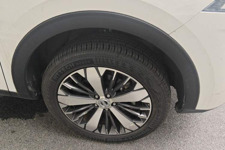Used Haval F7x 2019 1.5T Two-Wheel Drive Smart & Trendy Edition Right Front Wheel Hub