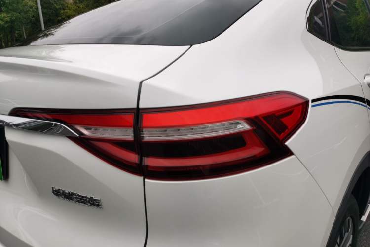 Used Haval F7x 2019 1.5T Two-Wheel Drive Intelligent Technology Edition Right Rear Taillight