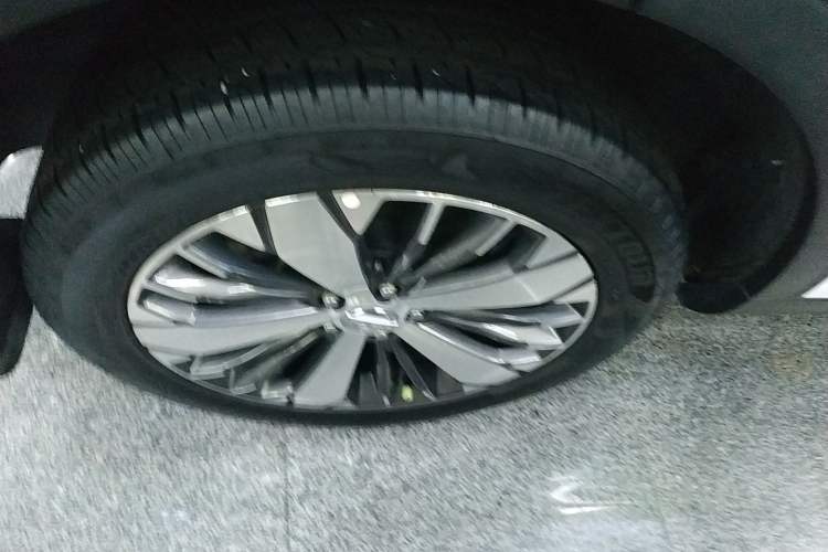 Used Haval F7x 2019 2.0T Two-Wheel Drive Intelligent Technology Edition Right Rear Wheel Hub