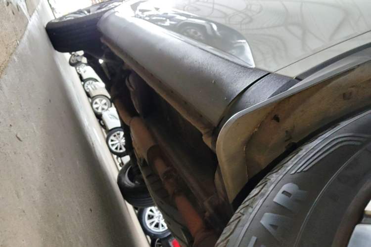 Used Haval F7x 2019 2.0T Two-Wheel Drive Intelligent Technology Edition Right Side Sill