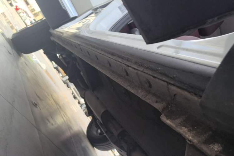 Used Haval F7x 2019 2.0T Two-Wheel Drive Intelligent Technology Edition Right Side Sill