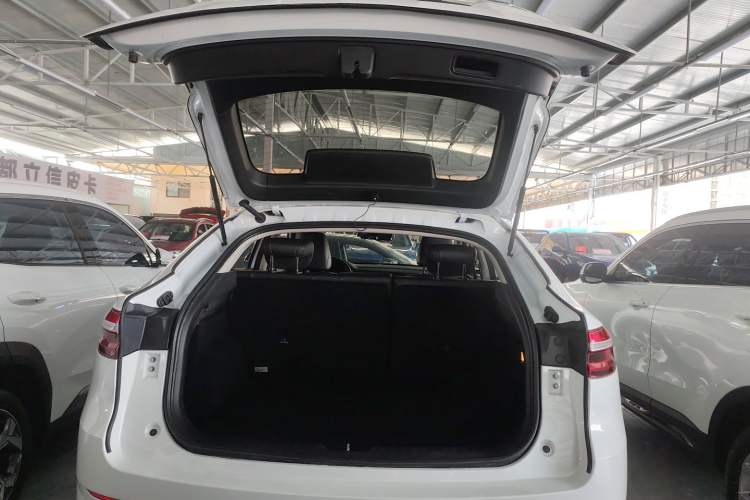 Used Haval F7x 2019 2.0T Two-Wheel Drive Smart & Stylish Play Edition Trunk