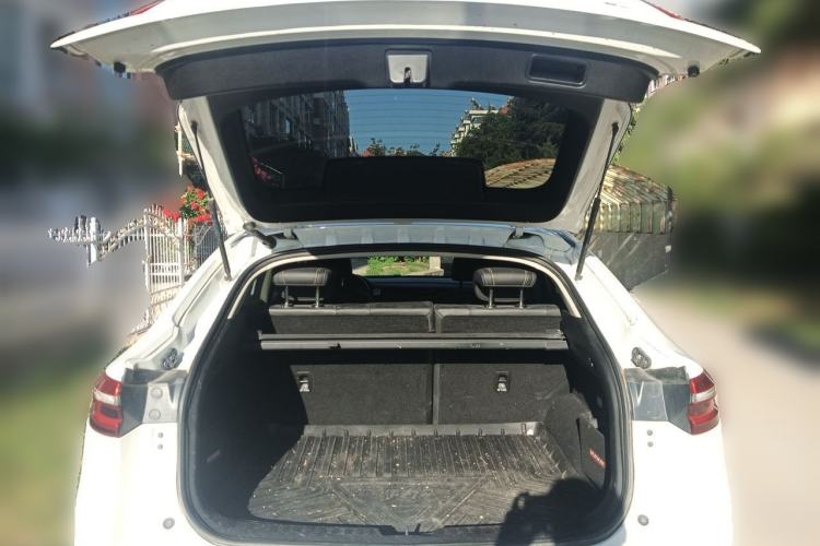Used Haval F7x 2019 1.5T Two-Wheel Drive Intelligent Technology Edition Trunk