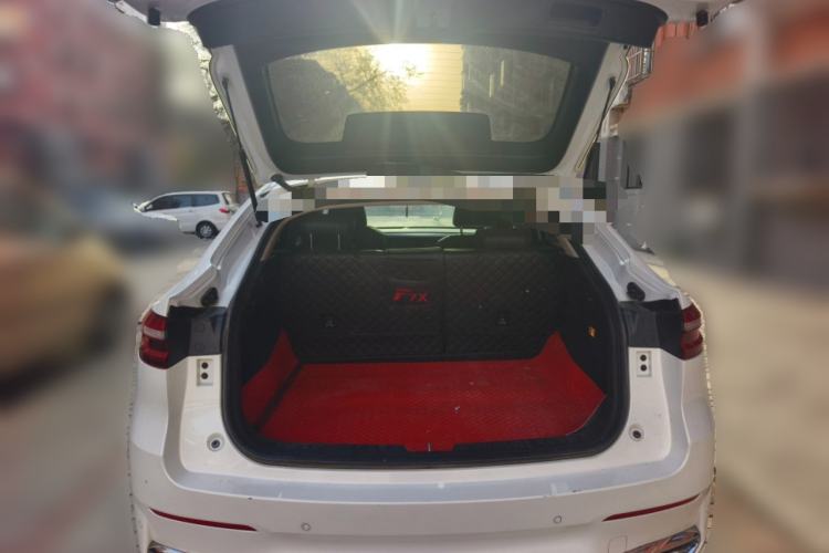 Used Haval F7x 2019 1.5T Two-Wheel Drive Intelligent Technology Edition Trunk
