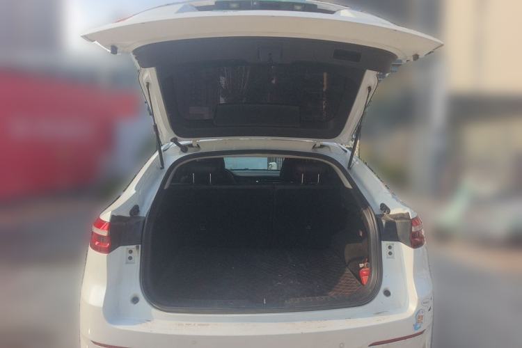 Used Haval F7x 2019 2.0T Two-Wheel Drive Intelligent Technology Edition Trunk