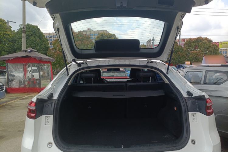Used Haval F7x 2019 1.5T Two-Wheel Drive Intelligent Technology Edition Trunk