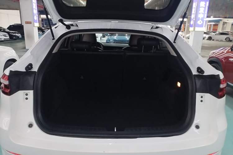Used Haval F7x 2019 2.0T Four-Wheel Drive Intelligent Sport Edition Trunk