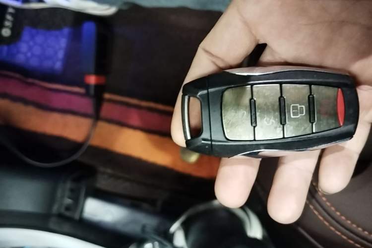 Used Haval F7x 2019 2.0T Two-Wheel Drive Intelligent Technology Edition Vehicle Key