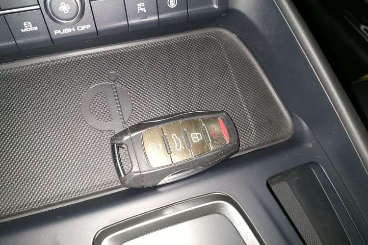 Used Haval F7x 2019 2.0T Two-Wheel Drive Intelligent Technology Edition Vehicle Key