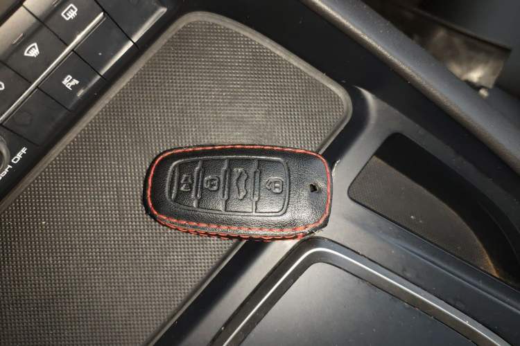 Used Haval F7x 2019 2.0T Two-Wheel Drive Smart & Stylish Play Edition Vehicle Key