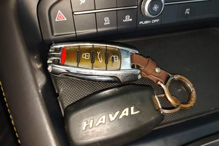 Used Haval F7x 2019 2.0T Two-Wheel Drive Smart & Stylish Play Edition Vehicle Key