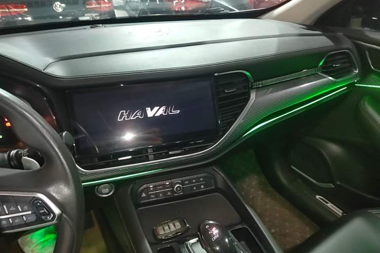 Used Haval F7x 2021 1.5T Two-Wheel Drive Smart & Trendy Edition Audio And AC Panel