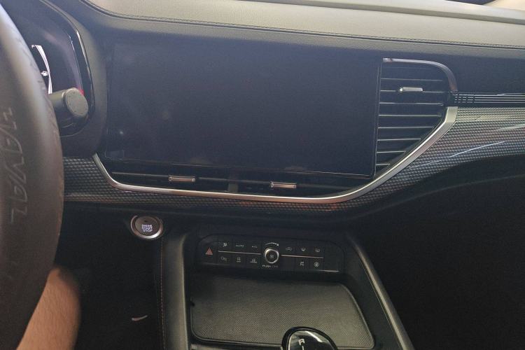 Used Haval F7x 2021 1.5T Two-Wheel Drive Smart & Trendy Edition Audio And AC Panel