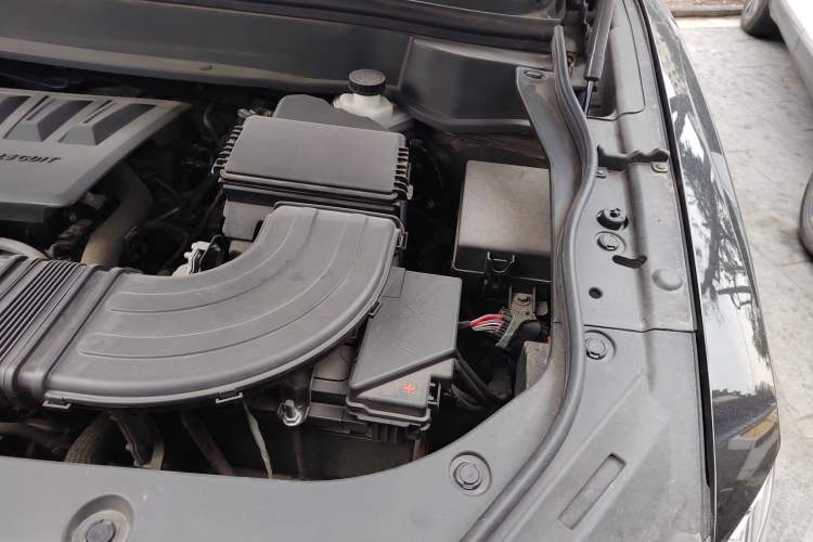Used Haval F7x 2021 1.5T Two-Wheel Drive Smart & Trendy Edition Engine Bay Left