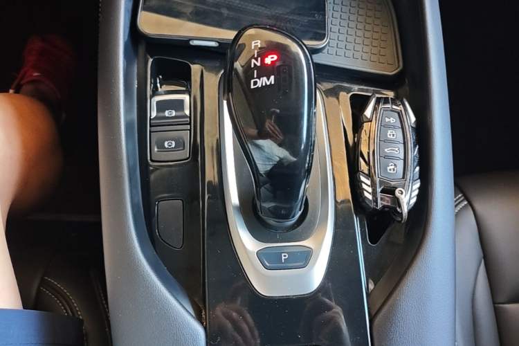 Used Haval F7x 2021 2.0T Two-Wheel Drive Smart & Trendy Edition Gear Lever