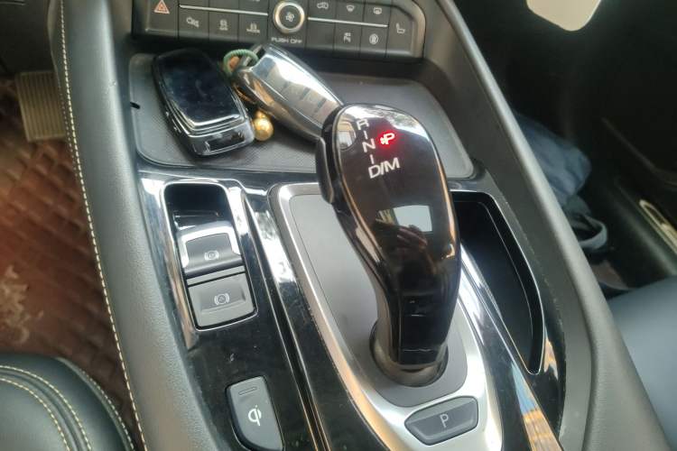 Used Haval F7x 2021 1.5T Two-Wheel Drive Smart Technology Edition Gear Lever