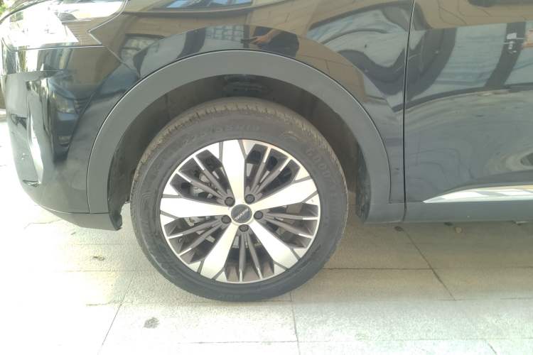 Used Haval F7x 2021 1.5T Two-Wheel Drive Smart Technology Edition Left Front Wheel Hub