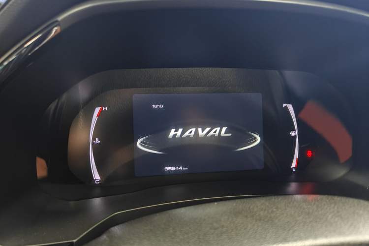 Used Haval F7x 2021 1.5T Two-Wheel Drive Smart & Trendy Edition Odometer Close Up