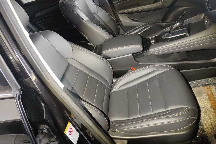 Used Haval F7x 2021 1.5T Two-Wheel Drive Smart & Trendy Edition Right Front Seat