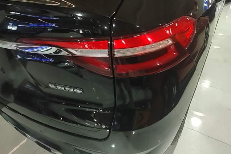 Used Haval F7x 2021 1.5T Two-Wheel Drive Smart & Trendy Edition Right Rear Taillight