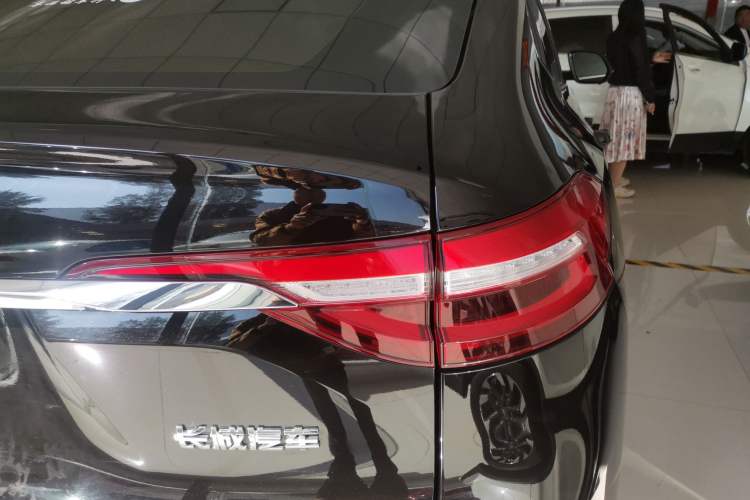 Used Haval F7x 2021 1.5T Two-Wheel Drive Smart Technology Edition Right Rear Taillight