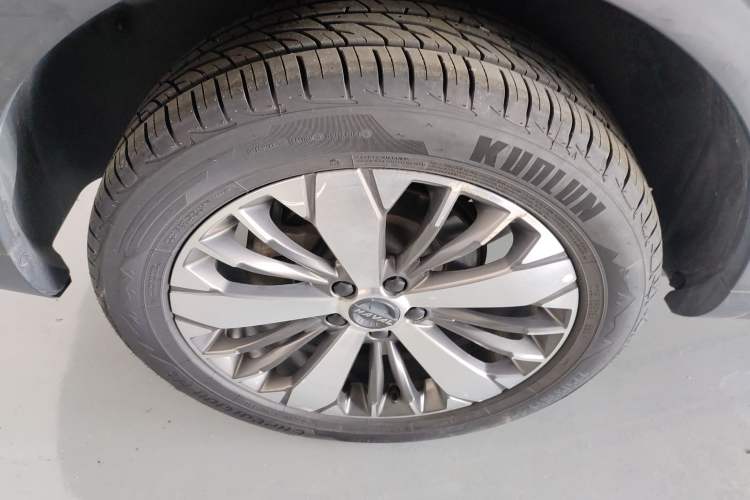 Used Haval F7x 2021 1.5T Two-Wheel Drive Smart & Trendy Edition Right Rear Wheel Hub