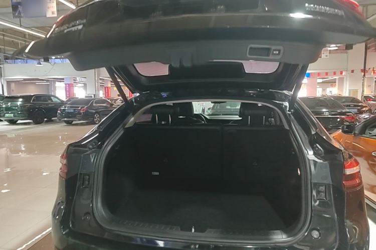 Used Haval F7x 2021 1.5T Two-Wheel Drive Smart & Trendy Edition Trunk