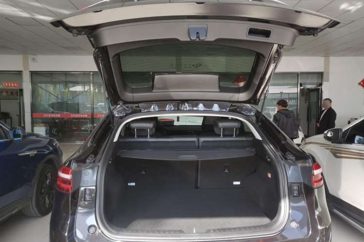 Used Haval F7x 2021 1.5T Two-Wheel Drive Smart Technology Edition Trunk