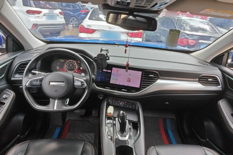 Used Haval F7x 2021 1.5T Two-Wheel Drive Smart Technology Edition Center Console