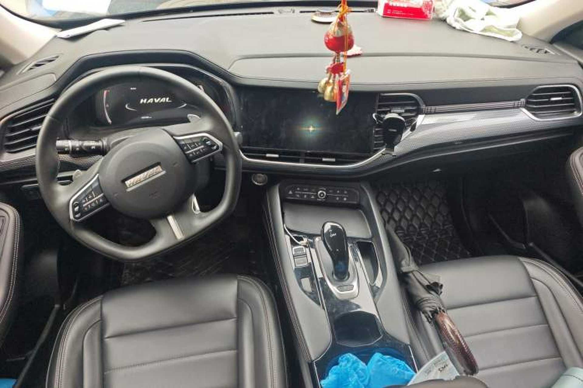 Used Haval F7x 2021 1.5T Two-Wheel Drive Smart & Trendy Edition Center Console