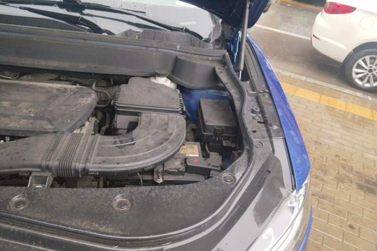 Used Haval F7x 2021 2.0T All-Wheel-Drive Intelligent Performance Version Engine Bay Left