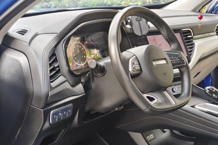 Used Haval F7x 2021 1.5T Two-Wheel Drive Smart Technology Edition Interior 9