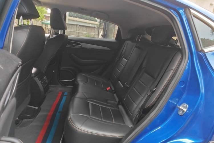 Used Haval F7x 2021 1.5T Two-Wheel Drive Smart Technology Edition Left Rear Seat
