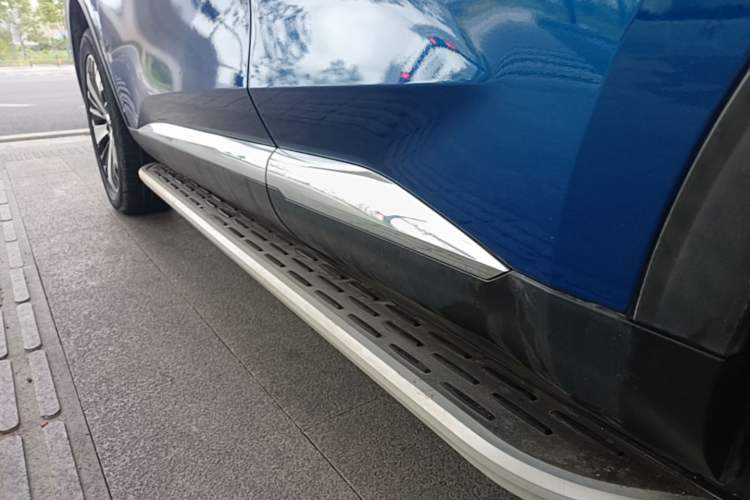 Used Haval F7x 2021 2.0T Two-Wheel Drive Intelligent Technology Edition Left Side Sill