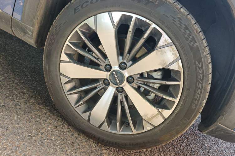 Used Haval F7x 2021 1.5T Two-Wheel Drive Smart & Trendy Edition Right Front Wheel Hub
