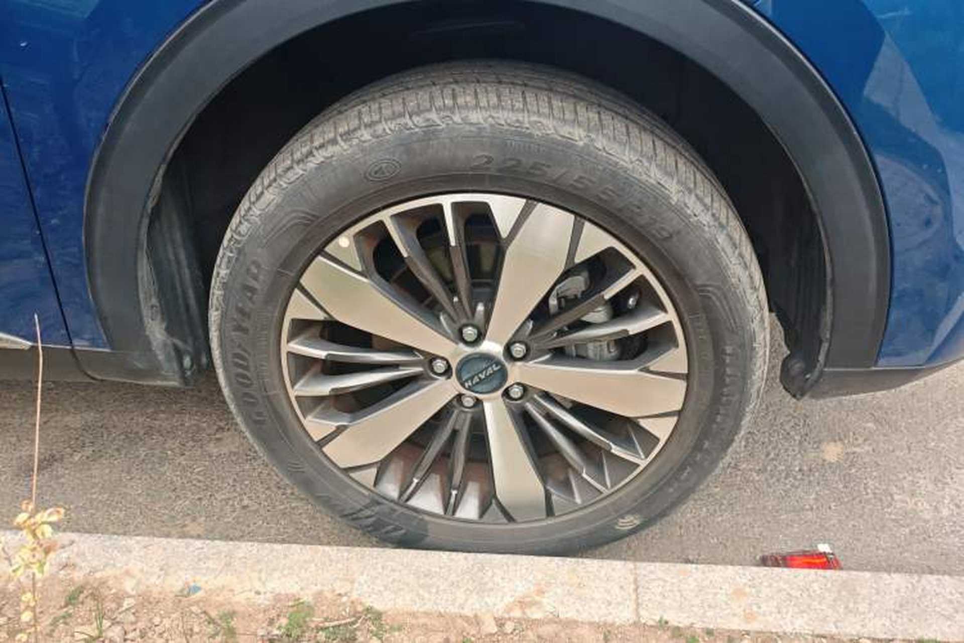 Used Haval F7x 2021 2.0T Two-Wheel Drive Intelligent Technology Edition Right Front Wheel Hub