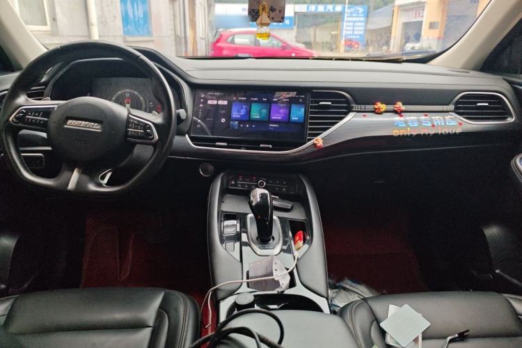 Used Haval F7x 2021 1.5T Two-Wheel Drive Smart & Trendy Edition Center Console
