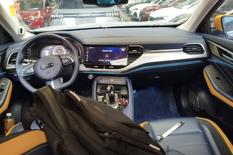 Used Haval F7x 2021 2.0T All-Wheel-Drive Intelligent Performance Version Center Console